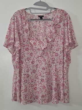 Torrid Pink Floral Ruffled V-Neck Women's Top